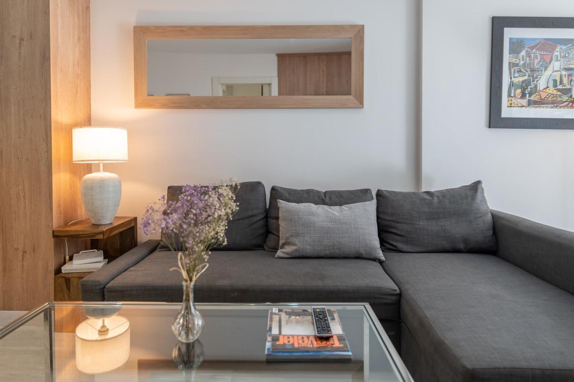 Victoria 16 Premium By Nagoa Homes Малага Экстерьер фото