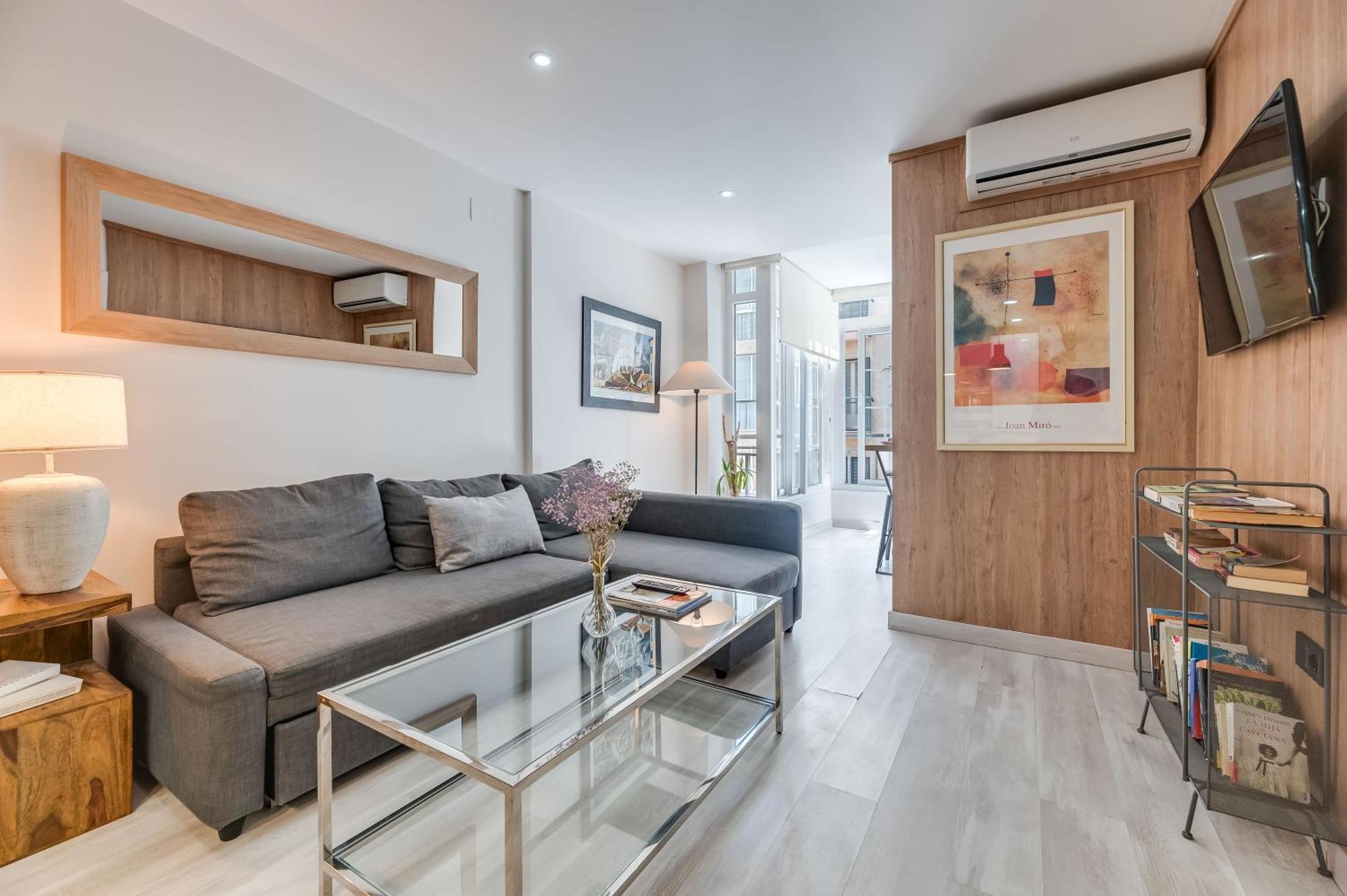 Victoria 16 Premium By Nagoa Homes Малага Экстерьер фото